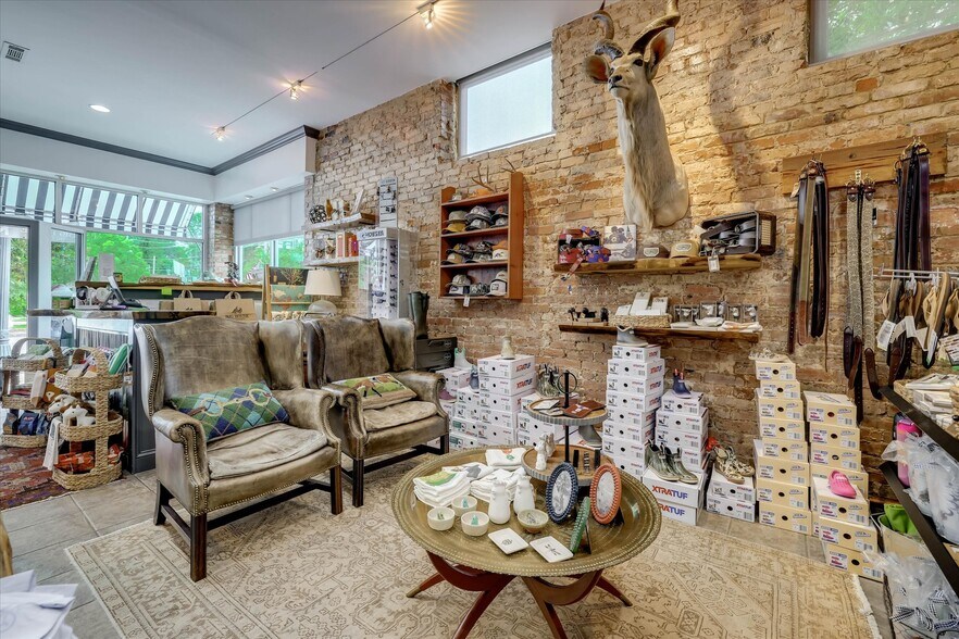More Photos Of 150 Fairfield St SE, Aiken Storefront Retail Office For Sale