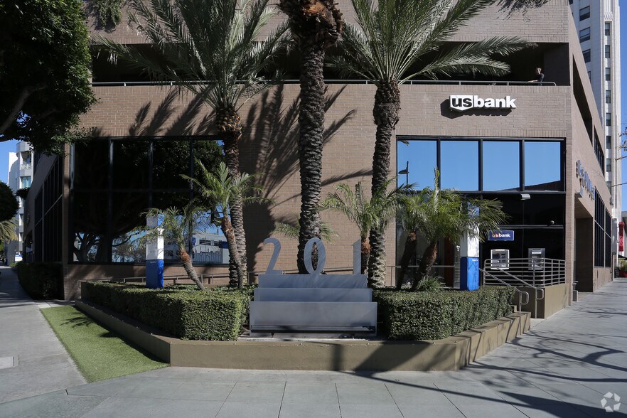 More Photos Of 201 Santa Monica Blvd, Santa Monica Office For Lease