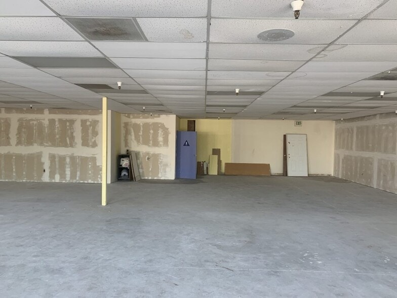 More Photos Of 9372 Madison Ave, Orangevale General Retail For Lease