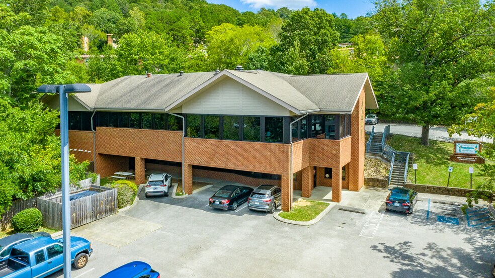 Primary Photo Of 2707 Citico Ave, Chattanooga Medical For Sale