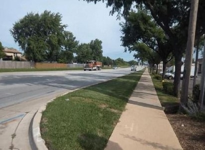 More Photos Of 2005 Bloomingdale Rd, Glendale Heights Office For Sale