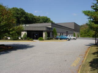 More Photos Of 580 Pepper St, Monroe Warehouse For Lease