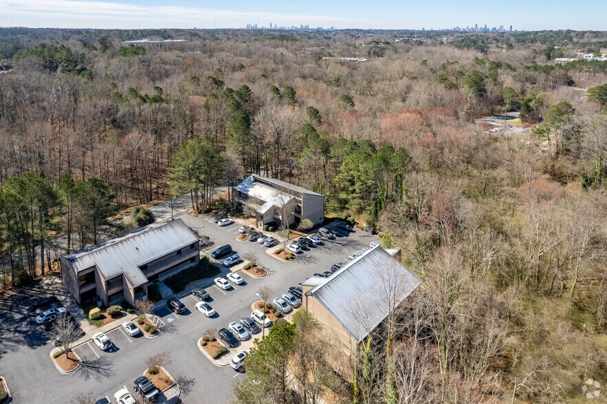 More Photos Of 3066 Mercer University Dr, Chamblee Office For Sale