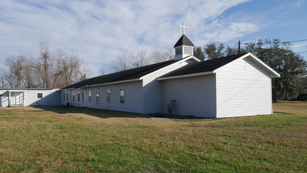More Photos Of 3922 County Road 353, Brazoria Religious Facility For Sale