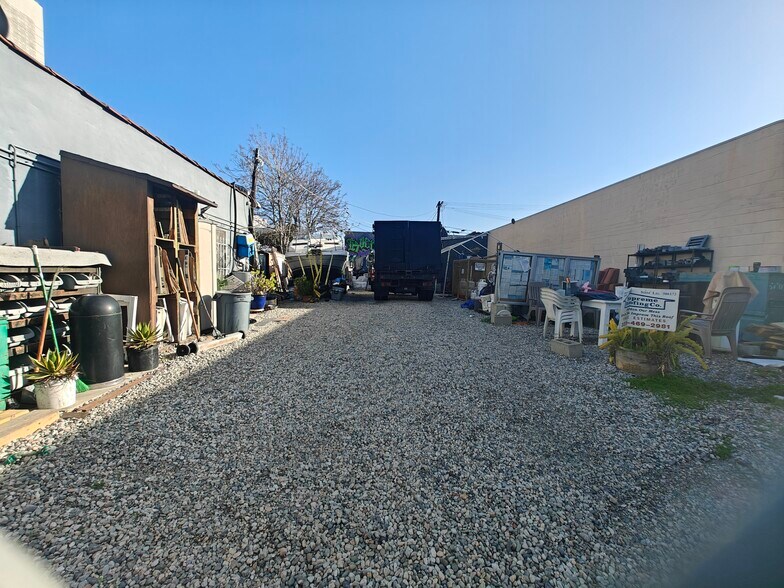 More Photos Of 1015 N Gower St, Los Angeles Land For Sale