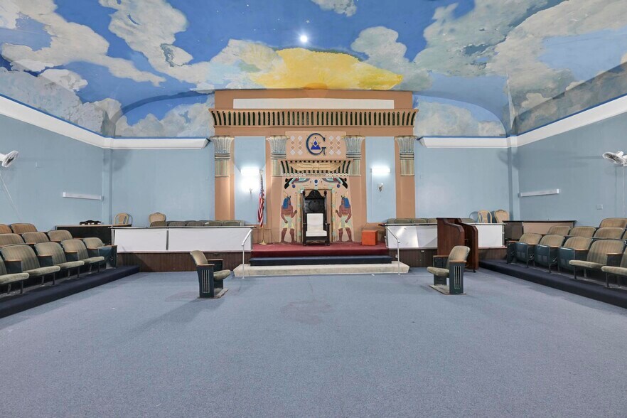 More Photos Of 124 NW 15th Ave, Miami Religious Facility For Sale