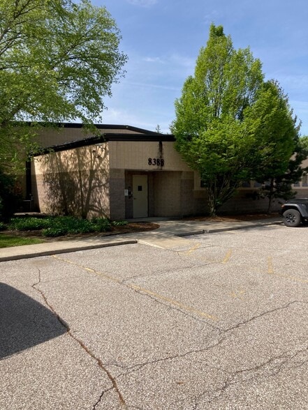 More Photos Of 8388 Dow Cir, Strongsville Warehouse For Sale