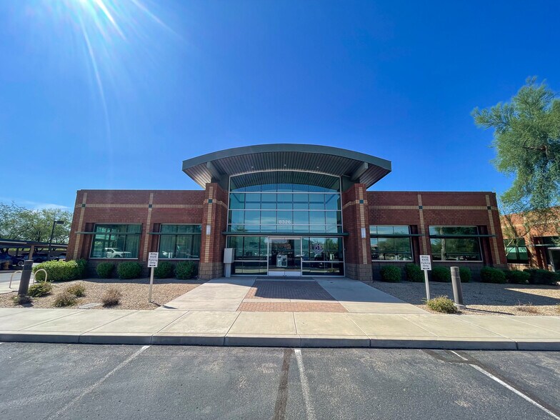 More Photos Of 8326 E Hartford Dr, Scottsdale Medical For Lease