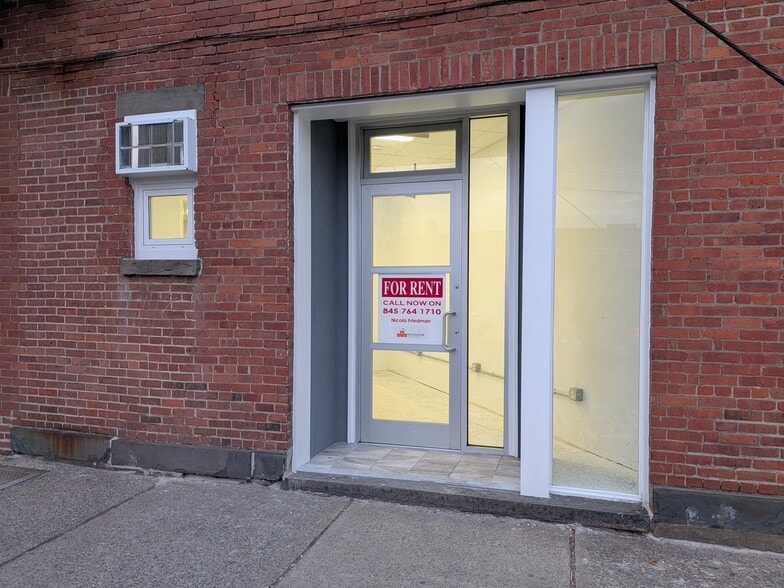 Primary Photo Of 585 Broadway, Kingston Storefront Retail Office For Lease