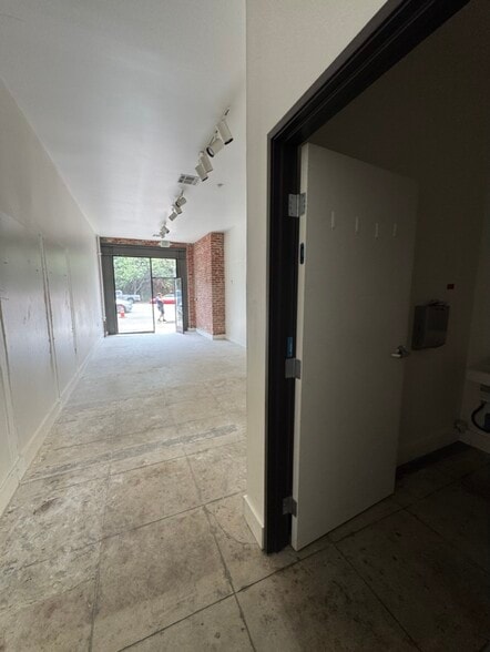 More Photos Of 1461 W Sunset Blvd, Los Angeles Apartments For Lease