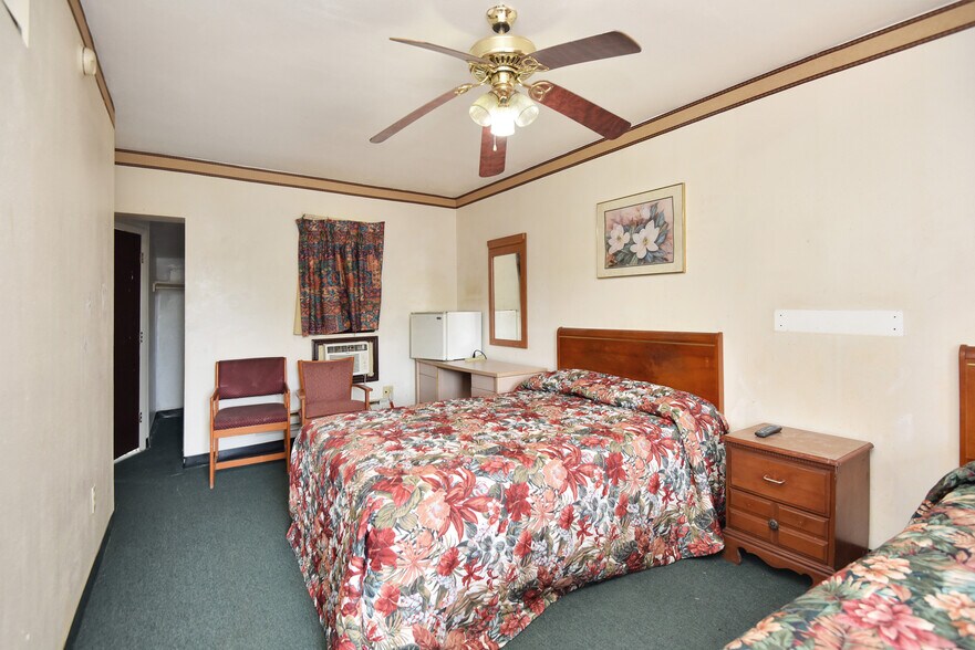 More Photos Of 1028 Ridgewood Ave, Daytona Beach Hospitality For Sale