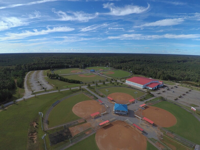More Photos Of 8217 County Fair Ln, Ruther Glen Baseball Field For Sale