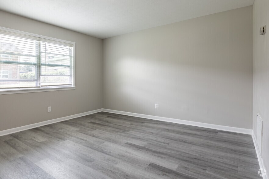 More Photos Of 661 Sherwood Dr, Jonesboro Apartments For Sale