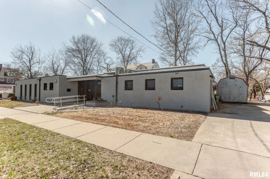 More Photos Of 104 N Pine St, Centralia Religious Facility For Sale