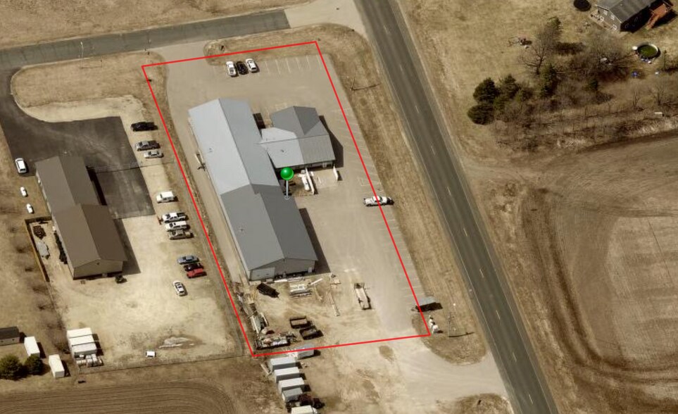 More Photos Of 829 Rolling View Ln SE, Pine Island Warehouse For Sale
