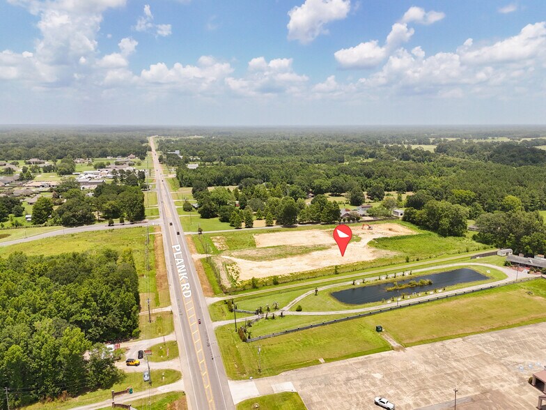 More Photos Of 20630 Plank Rd, Zachary Industrial For Sale