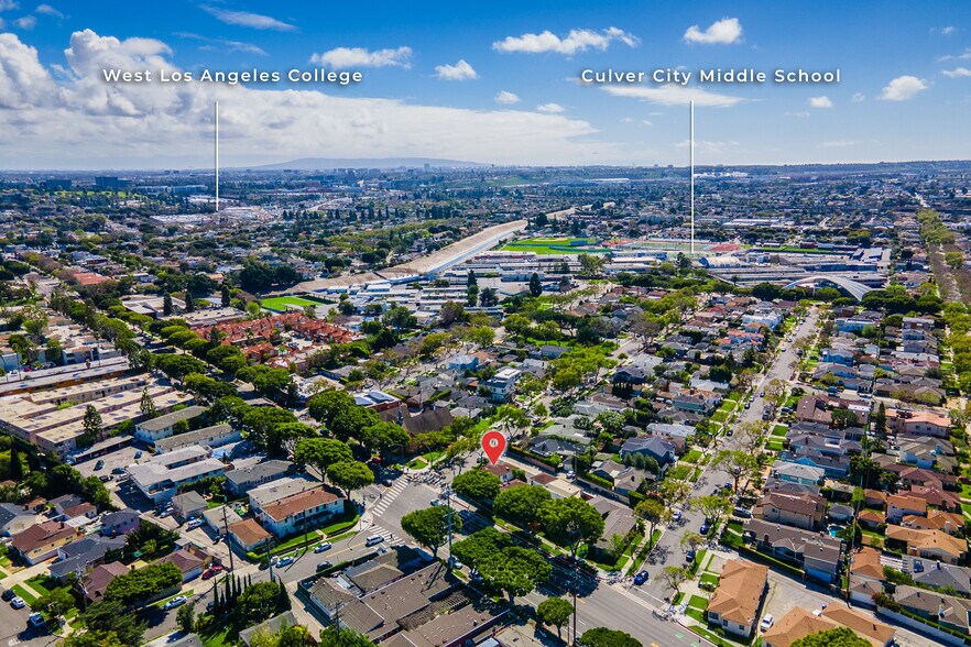 More Photos Of 4381-4385 Overland Ave, Culver City Office Residential For Lease