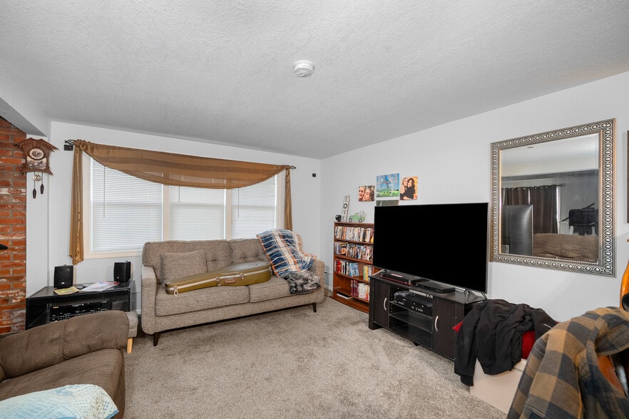 More Photos Of 19011 E Appleway Ave, Spokane Valley Auto Repair For Sale