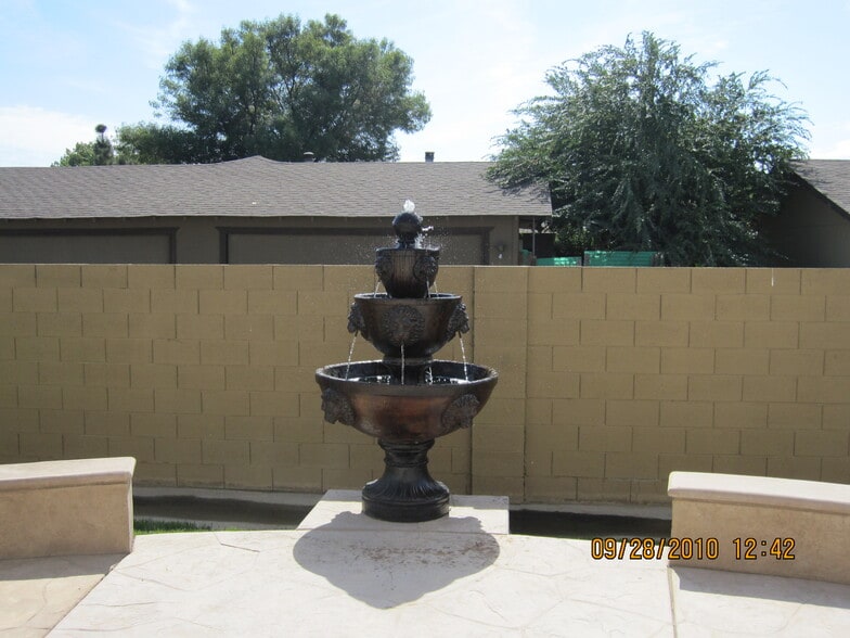 More Photos Of 220 Shaw Ave, Clovis Loft Creative Space For Sale