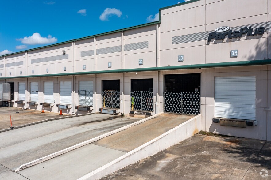 More Photos Of 5065 Buford Hwy, Peachtree Corners Distribution For Lease