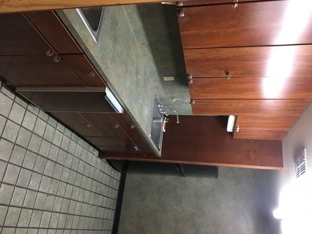 More Photos Of 226 Pine St, Abilene Storefront Retail Office For Sale