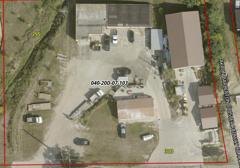 More Photos Of 295 Water St, Wadsworth Warehouse For Sale