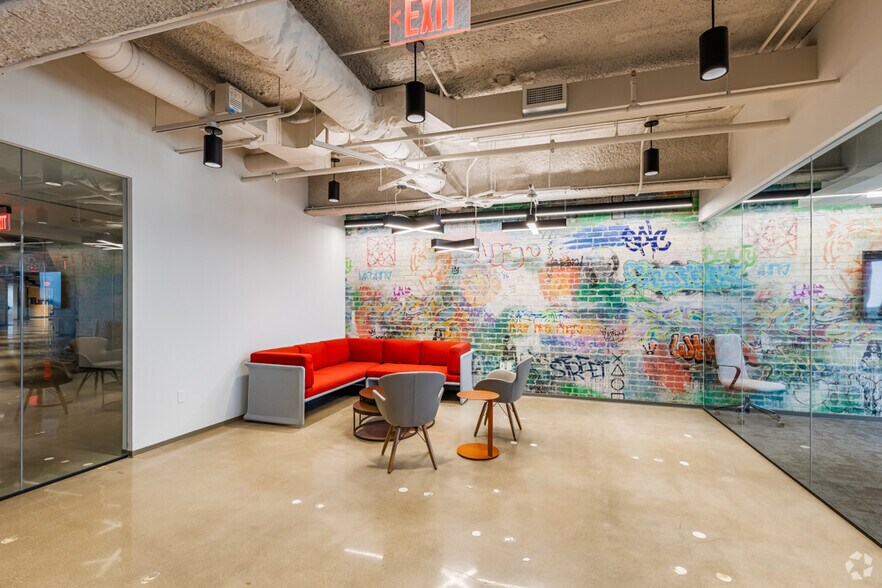 More Photos Of 600 Grant St, Pittsburgh Office For Lease