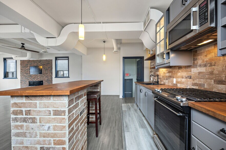 More Photos Of 42 Eugene St, Toronto Warehouse For Sale