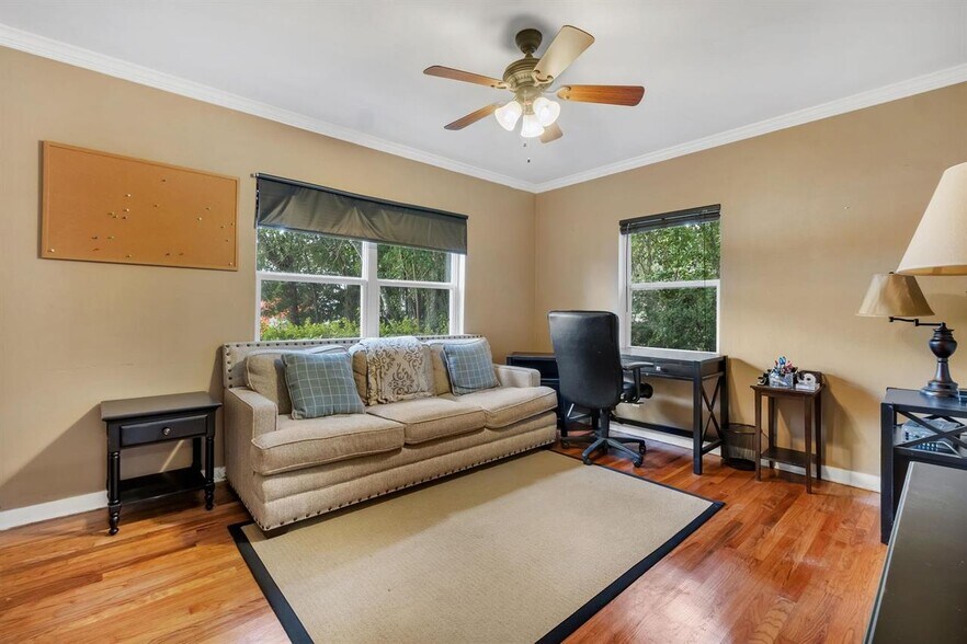 More Photos Of 1320 Cherry Laurel St, Tallahassee Office Residential For Sale