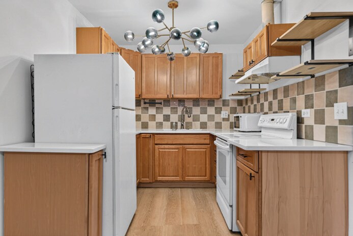 More Photos Of 450 Perrie Dr, Elk Grove Village Apartments For Sale