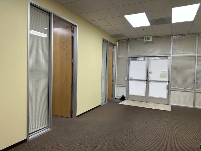More Photos Of 1292 Kifer Rd, Sunnyvale Research And Development For Lease