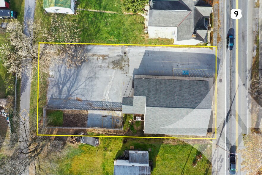 More Photos Of 103 W Main St, Hedgesville Office For Lease