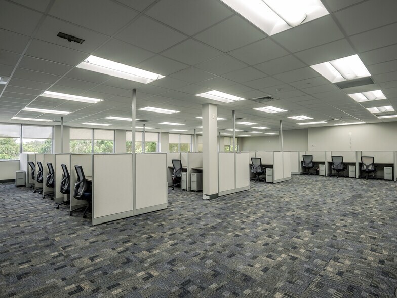 More Photos Of 5500 Village Blvd, West Palm Beach Office For Sale