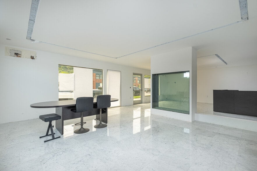 More Photos Of 54 Mark Dr, San Rafael Office For Sale