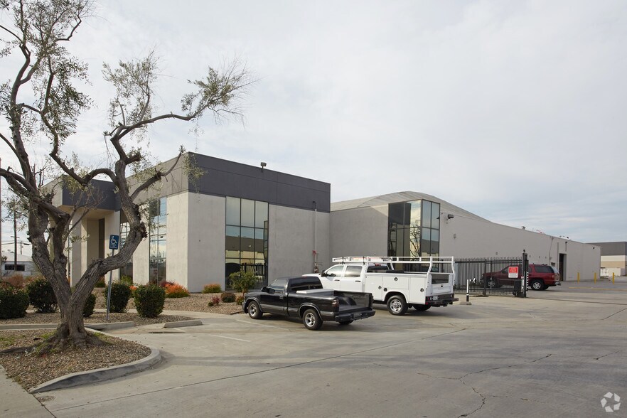 More Photos Of 10521-10579 Dale Ave, Stanton Warehouse For Lease