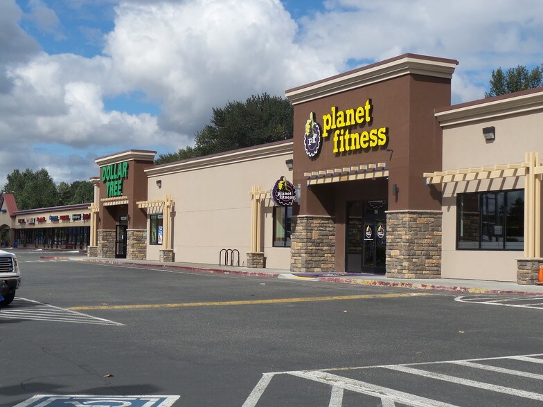 More Photos Of 621-807 River Rd, Puyallup Unknown For Lease