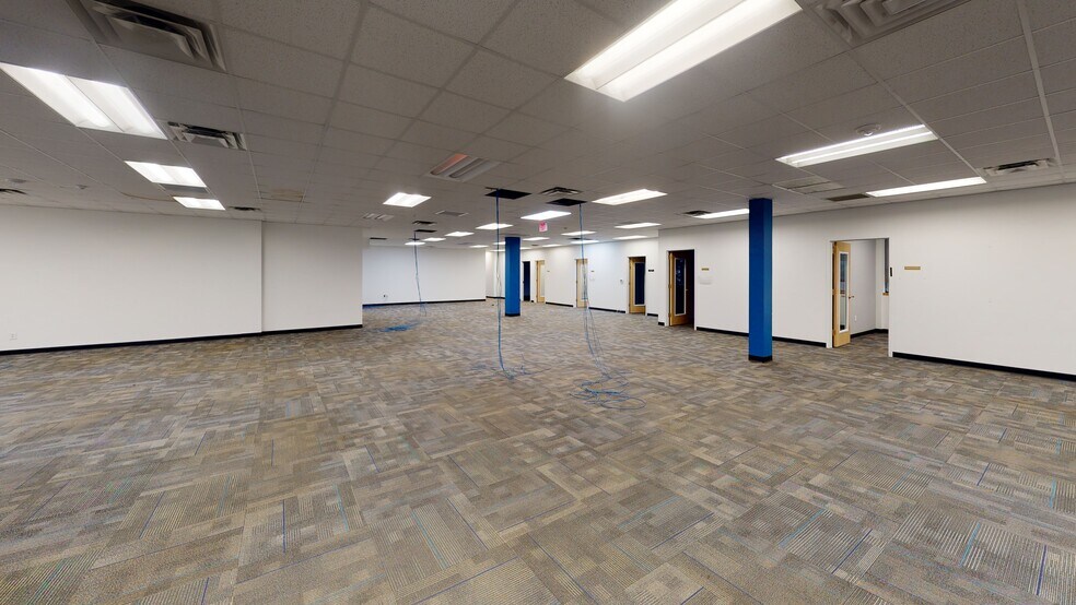 More Photos Of 7001 Pinecrest Rd, Raleigh Office For Lease