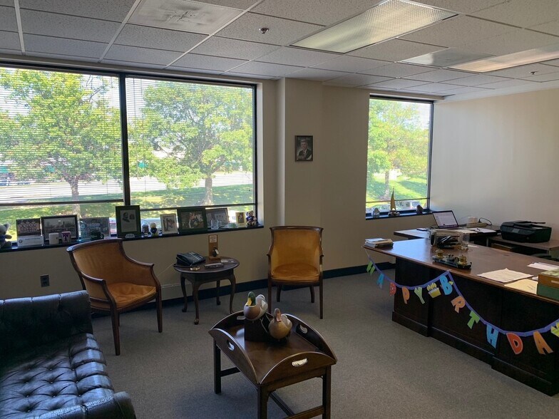 More Photos Of 14325 Willard Rd, Chantilly Office For Lease