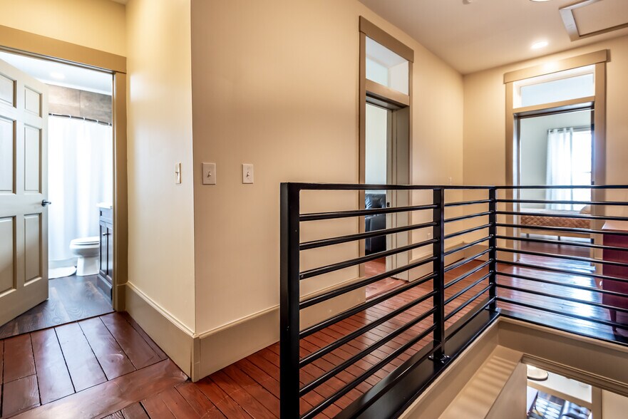 More Photos Of 320 N Mechanic St, Lebanon Multifamily For Sale