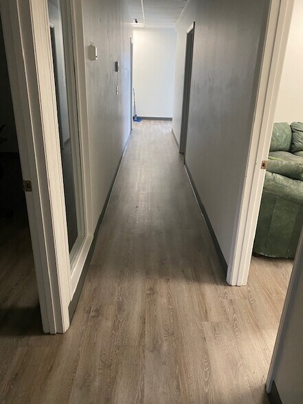 More Photos Of 13555 Automobile Blvd, Clearwater Medical For Lease