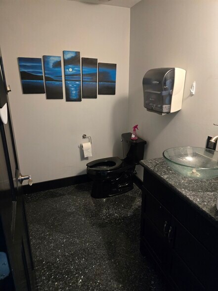 More Photos Of 1510 4th St, Santa Rosa Office For Sale