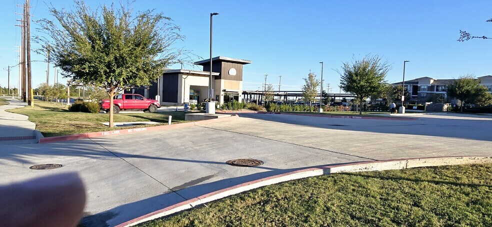 More Photos Of 5121 Collin McKinney Pky, McKinney Storefront Retail Office For Lease