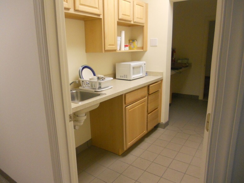 More Photos Of 862 Brawley School Rd, Mooresville Freestanding For Lease