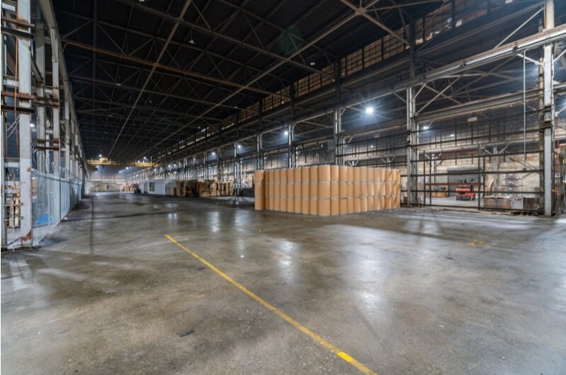 More Photos Of 621 Dana St NE, Warren Manufacturing For Lease
