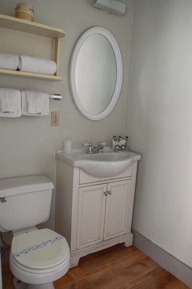 More Photos Of 1150-1154 Front St, Morro Bay Hospitality For Sale