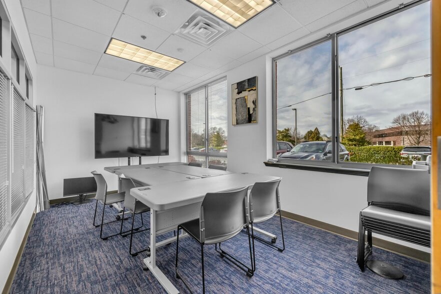 More Photos Of 459 Herndon Pky, Herndon Medical For Sale