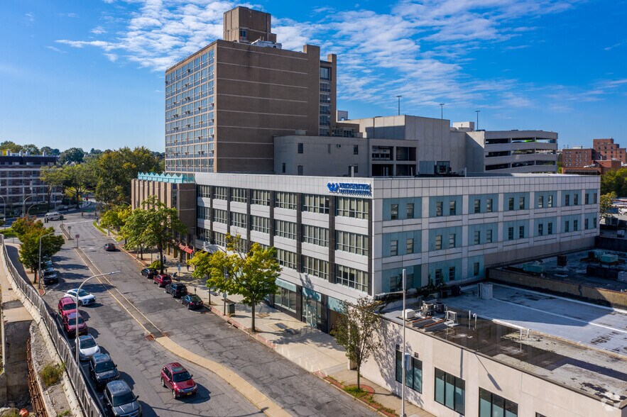 More Photos Of 75 S Broadway, White Plains Coworking Space