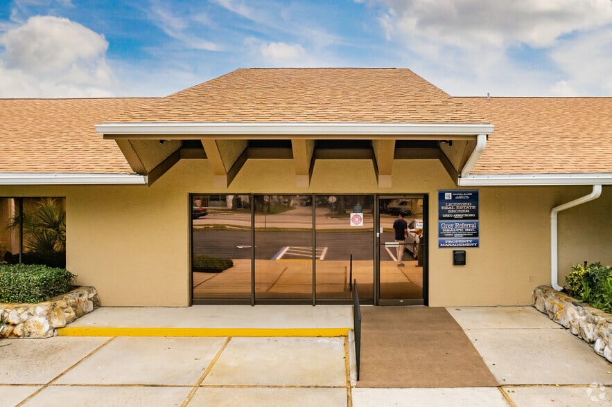 More Photos Of 5636 Grand Blvd, New Port Richey Medical For Sale