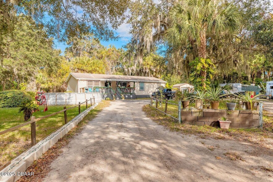 More Photos Of 930-932 15th St, Holly Hill Land For Sale