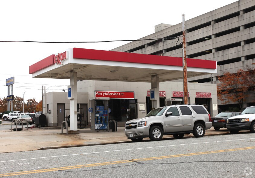 Primary Photo Of 400 N Greene St, Greensboro Service Station For Sale
